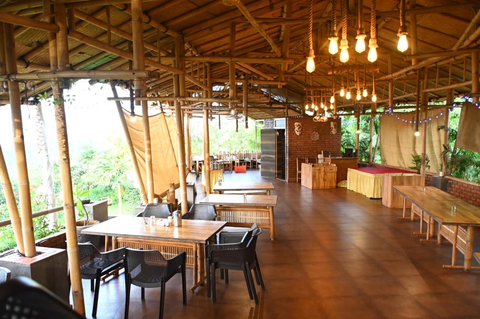 Bamboo And Bricks Resort Welhe Exteriör bild