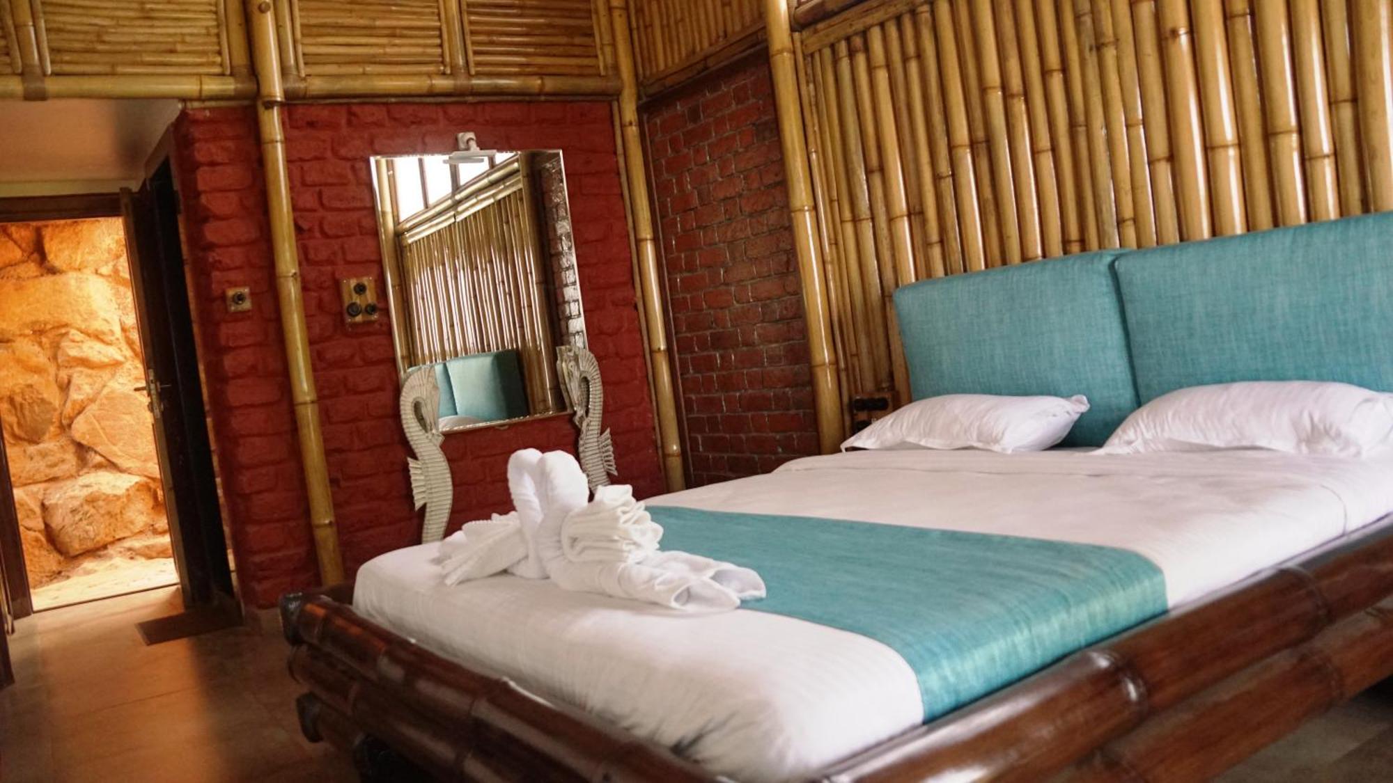 Bamboo And Bricks Resort Welhe Exteriör bild